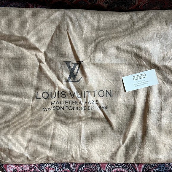 COPY - Authentic Louis Vuitton Monogram Neverfull GM Red Interior Wristlet Clut… - Picture 5 of 12